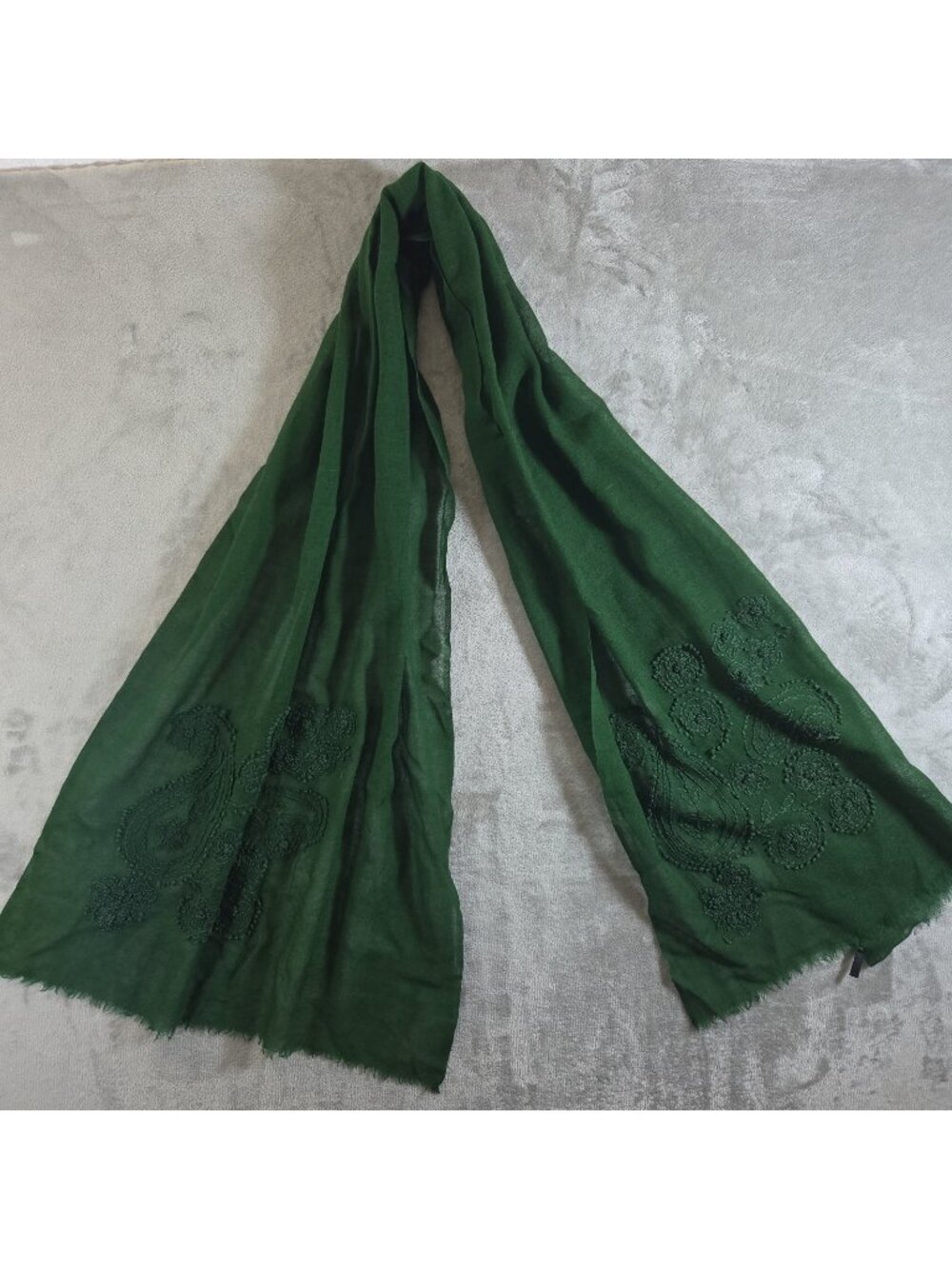 Talbots Paisley Embroidered Scarf Viscose Wrap 21"x72" Hunter Green Semi Sheer